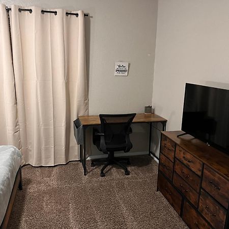 6 Min To Ut Southwestern_Fast Wi-Fi Apartment Далас Екстериор снимка